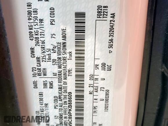 ✅ 2023 Ford Transit Cargo • VIN: 1FTBW9C89PKB88609 • Lot: 63399805. Wystawiony na Copart z przebiegiem 25 083 mil. Bezpłatny archiwum sprzedaży aukcyjnych z USA i szczegółowy raport historii pojazdu na DreamBid. Zdjęcie 13.