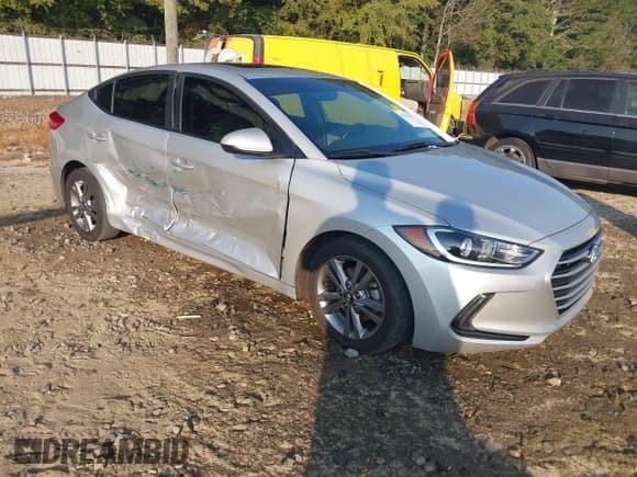 ✅ 2018 Hyundai Elantra Limited • VIN: 5NPD84LF3JH388945 • Лот: 43276833. Опубликован ранее на IAAI с пробегом 147 542 миль. Бесплатный доступ к архиву аукционных продаж из США и подробный отчёт об истории автомобиля на DreamBid. Изображение 1.