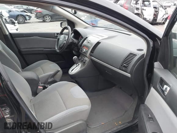 ✅ 2011 Nissan Sentra SR • VIN: 3N1AB6AP4BL622333 • Lot: 43878691. Listed on IAAI with 148,311 mi. Free auction sales archive from the USA and detailed vehicle history report at DreamBid. Image 5.
