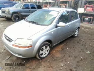 ✅ 2005 Chevrolet Aveo LS • VIN: KL1TD62605B402576 • Lot: 41141586. Wystawiony na IAAI z przebiegiem 133 609 mil. Bezpłatny archiwum sprzedaży aukcyjnych z USA i szczegółowy raport historii pojazdu na DreamBid. Zdjęcie 2.