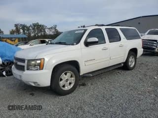 ✅ 2011 Chevrolet Suburban LT • VIN: 1GNSCJE02BR355160 • Lot: 74143134. Wystawiony na Copart z przebiegiem 277 838 mil. Bezpłatny archiwum sprzedaży aukcyjnych z USA i szczegółowy raport historii pojazdu na DreamBid. Zdjęcie 1.