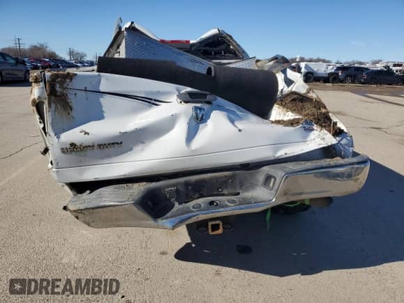 2005 Dodge 3500 SLT z VIN 3D7LS38C95G782475, wystawiony jako Copart lot #45268595 z przebiegiem Nie podano mil oraz Szkoda całkowita • Salvage title. Historia ofert i sprzedaży dostępna na DreamBid. Obrazek 6.