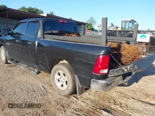 ✅ 2009 Dodge 1500 SLT • VIN: 1D3HB18P29S774408 • Lot: 40308323. Wystawiony na IAAI z przebiegiem 195 958 mil. Bezpłatny archiwum sprzedaży aukcyjnych z USA i szczegółowy raport historii pojazdu na DreamBid. Zdjęcie 3.