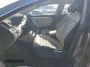 ✅ 2009 Volkswagen CC 4Motion • VIN: WVWGU73C39E532764 • Lot: 87375285. Wystawiony na Copart z przebiegiem Nie podano. Bezpłatny archiwum sprzedaży aukcyjnych z USA i szczegółowy raport historii pojazdu na DreamBid. Zdjęcie 7.