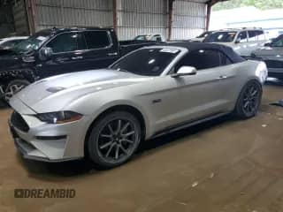 2018 Ford Mustang GT Premium с VIN 1FATP8FF2J5111596, выставлен на аукционе Copart как лот 60537605 с пробегом 65 902 миль миль и Списание • Salvage title. История ставок и продаж доступна на DreamBid. Изображение 1.