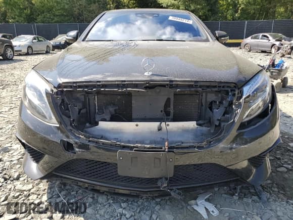 ✅ 2016 Mercedes-Benz S 63 AMG • VIN: WDDUG7JB7GA230120 • Lot: 70949214. Wystawiony na Copart z przebiegiem 112 697 mil. Bezpłatny archiwum sprzedaży aukcyjnych z USA i szczegółowy raport historii pojazdu na DreamBid. Zdjęcie 5.