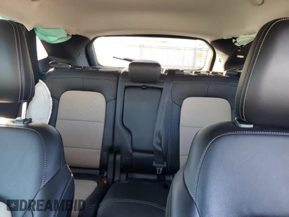 ✅ 2022 Ford Escape Titanium Hybrid • VIN: 1FMCU9DZ4NUA57876 • Lot: 86665655. Wystawiony na Copart z przebiegiem 54 644 mil. Bezpłatny archiwum sprzedaży aukcyjnych z USA i szczegółowy raport historii pojazdu na DreamBid. Zdjęcie 10.