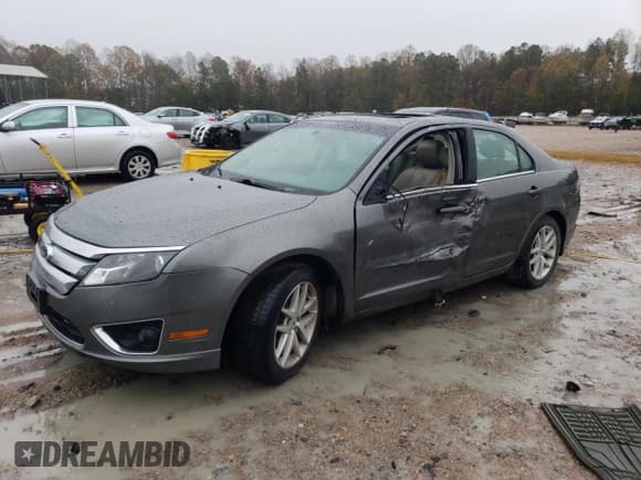 ✅ 2011 Ford Fusion SEL • VIN: 3FAHP0JG2BR207511 • Лот: 87440515. Опубликован ранее на Copart с пробегом 240 956 миль. Бесплатный доступ к архиву аукционных продаж из США и подробный отчёт об истории автомобиля на DreamBid. Изображение 1.