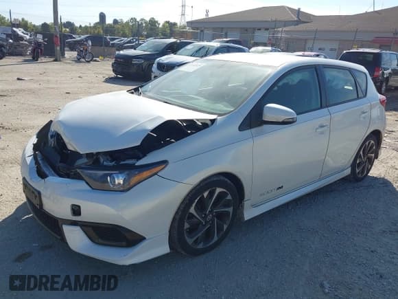 ✅ 2016 Scion iM • VIN: JTNKARJE7GJ507224 • Lot: 43342629. Wystawiony na IAAI z przebiegiem 131 940 mil. Bezpłatny archiwum sprzedaży aukcyjnych z USA i szczegółowy raport historii pojazdu na DreamBid. Zdjęcie 2.