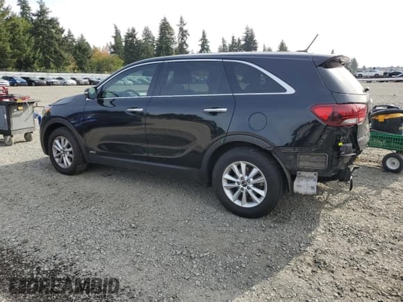 ✅ 2019 Kia Sorento LX • VIN: 5XYPGDA53KG449293 • Lot: 85730525. Listed on Copart with 120,401 mi. Free auction sales archive from the USA and detailed vehicle history report at DreamBid. Image 2.