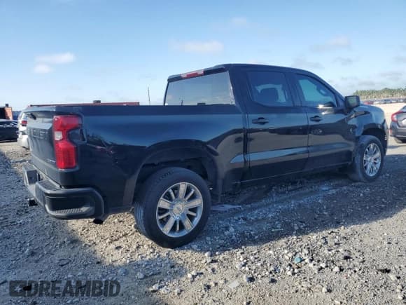 ✅ 2022 Chevrolet Silverado 1500 Custom • VIN: 1GCPABEK3NZ606123 • Лот: 81858315. Опубликован ранее на Copart с пробегом 62 835 миль. Бесплатный доступ к архиву аукционных продаж из США и подробный отчёт об истории автомобиля на DreamBid. Изображение 3.