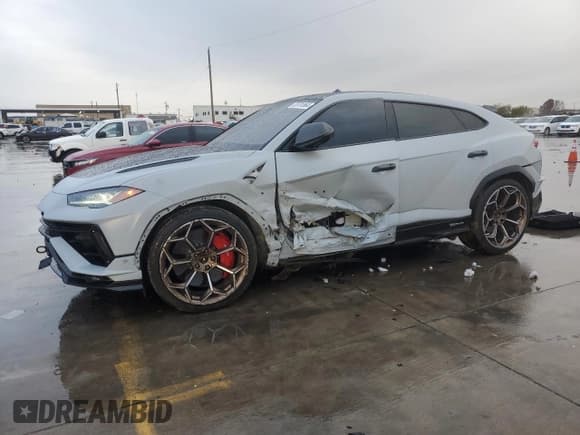 ✅ 2023 Lamborghini Urus Performante • VIN: ZPBUC3ZL1PLA27460 • Lot: 83781864. Listed on Copart with 9,091 mi. Free auction sales archive from the USA and detailed vehicle history report at DreamBid. Image 1.