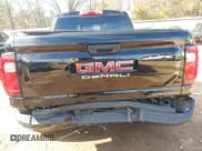 ✅ 2023 GMC Canyon 4WD Denali • VIN: 1GTP6FEK9P1146606 • Lot: 41330983. Wystawiony na IAAI z przebiegiem 18 907 mil. Bezpłatny archiwum sprzedaży aukcyjnych z USA i szczegółowy raport historii pojazdu na DreamBid. Zdjęcie 6.