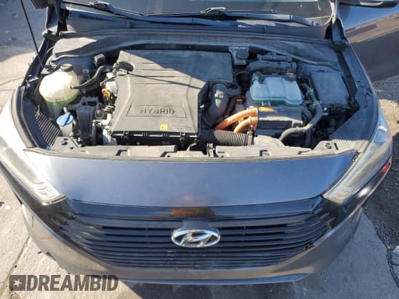 ✅ 2017 Hyundai Ioniq Blue • VIN: KMHC65LC9HU058073 • Lot: 79662114. Wystawiony na Copart z przebiegiem 96 945 mil. Bezpłatny archiwum sprzedaży aukcyjnych z USA i szczegółowy raport historii pojazdu na DreamBid. Zdjęcie 11.