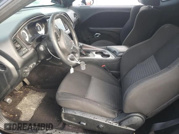 ✅ 2019 Dodge Challenger R/T • VIN: 2C3CDZBT4KH503448 • Lot: 39732503. Wystawiony na Copart z przebiegiem 37 222 mil. Bezpłatny archiwum sprzedaży aukcyjnych z USA i szczegółowy raport historii pojazdu na DreamBid. Zdjęcie 7.