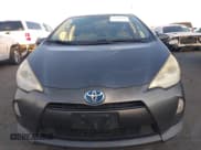 ✅ 2013 Toyota Prius Two • VIN: JTDKDTB33D1048792 • Lot: 43640641. Wystawiony na IAAI z przebiegiem 246 261 mil. Bezpłatny archiwum sprzedaży aukcyjnych z USA i szczegółowy raport historii pojazdu na DreamBid. Zdjęcie 13.