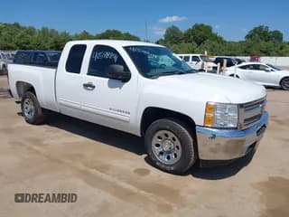 ✅ 2013 Chevrolet Silverado 1500 LS • VIN: 1GCRCREA1DZ350243 • Lot: 42578241. Listed on IAAI with 150,688 mi. Free auction sales archive from the USA and detailed vehicle history report at DreamBid. Image 1.