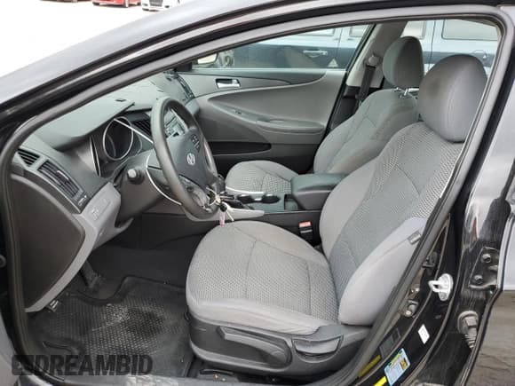 ✅ 2011 Hyundai Sonata GLS • VIN: 5NPEB4AC6BH037432 • Lot: 70902914. Listed on Copart with 109,079 mi. Free auction sales archive from the USA and detailed vehicle history report at DreamBid. Image 7.