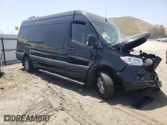 ✅ 2023 Mercedes-Benz Sprinter Passenger • VIN: W1Z4NGHY6PT142701 • Lot: 55005784. Wystawiony na Copart z przebiegiem Nie podano. Bezpłatny archiwum sprzedaży aukcyjnych z USA i szczegółowy raport historii pojazdu na DreamBid. Zdjęcie 4.