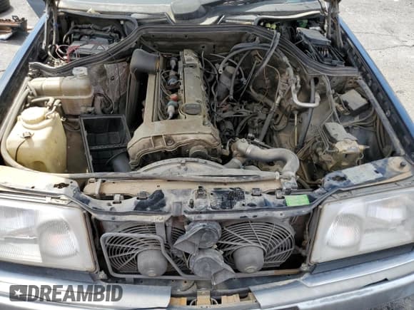 ✅ 1994 Mercedes-Benz E 320 • VIN: WDBEA32E9RC080616 • Lot: 67033005. Listed on Copart with 175,091 mi. Free auction sales archive from the USA and detailed vehicle history report at DreamBid. Image 11.