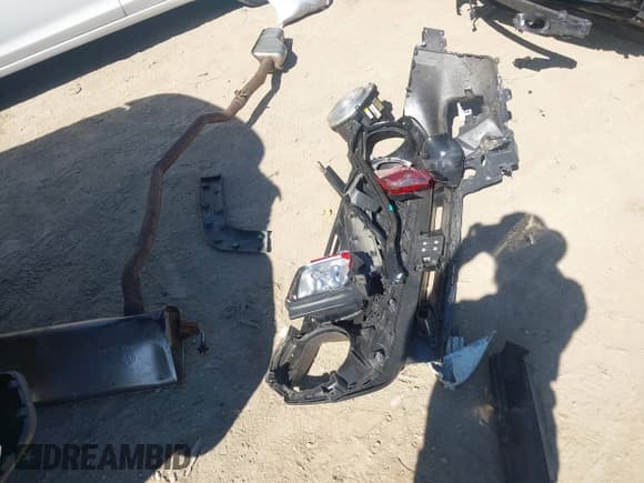 ✅ 2022 Jeep Renegade Limited • VIN: ZACNJDD1XNPN71734 • Lot: 43334875. Wystawiony na IAAI z przebiegiem 25 790 mil. Bezpłatny archiwum sprzedaży aukcyjnych z USA i szczegółowy raport historii pojazdu na DreamBid. Zdjęcie 12.