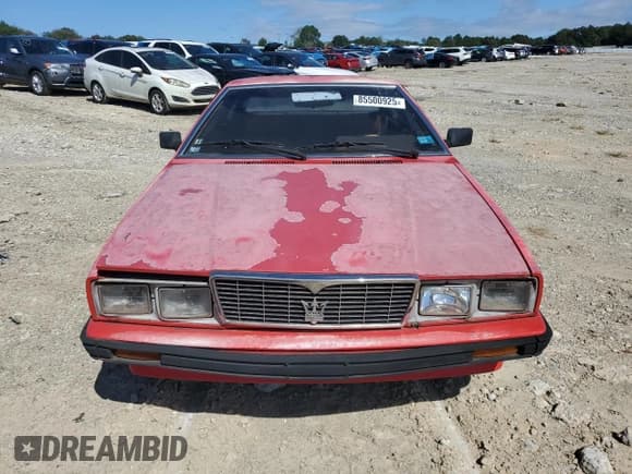 ✅ 1984 Maserati Biturbo • VIN: ZAMAL1102EB310318 • Лот: 85500925. Опубликован ранее на Copart с пробегом 48 982 миль. Бесплатный доступ к архиву аукционных продаж из США и подробный отчёт об истории автомобиля на DreamBid. Изображение 5.