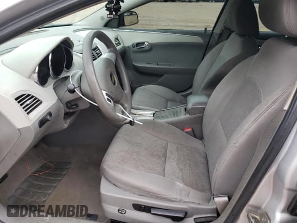 ✅ 2011 Chevrolet Malibu 1LS • VIN: 1G1ZB5E12BF118947 • Lot: 80688354. Listed on Copart with 89,713 mi. Free auction sales archive from the USA and detailed vehicle history report at DreamBid. Image 7.