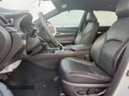 ✅ 2023 Infiniti QX50 Sport • VIN: 3PCAJ5FA4PF113685 • Lot: 60802325. Wystawiony na Copart z przebiegiem 48 799 mil. Bezpłatny archiwum sprzedaży aukcyjnych z USA i szczegółowy raport historii pojazdu na DreamBid. Zdjęcie 7.