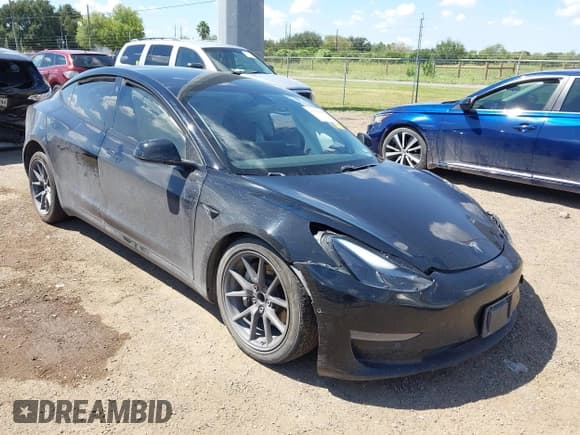 ✅ 2021 Tesla Model 3 Standard Range Plus • VIN: 5YJ3E1EA0MF976311 • Lot: 43318303. Wystawiony na IAAI z przebiegiem Nie podano. Bezpłatny archiwum sprzedaży aukcyjnych z USA i szczegółowy raport historii pojazdu na DreamBid. Zdjęcie 1.