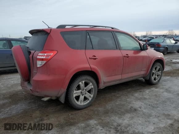 ✅ 2010 Toyota RAV4 Sport • VIN: 2T3RK4DV5AW027187 • Lot: 88489125. Listed on Copart with 277,967 mi. Free auction sales archive from the USA and detailed vehicle history report at DreamBid. Image 3.