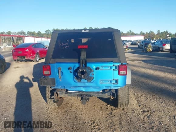 ✅ 2010 Jeep Wrangler Sport • VIN: 1J4AA2D16AL161303 • Лот: 43674992. Опубликован ранее на IAAI с пробегом 116 067 миль. Бесплатный доступ к архиву аукционных продаж из США и подробный отчёт об истории автомобиля на DreamBid. Изображение 16.