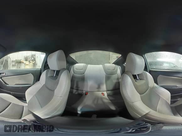 2015 Hyundai Genesis Coupe Ultimate с VIN KMHHU6KJ3FU123515, выставлен на аукционе Copart как лот 86863244 с пробегом 64 623 миль миль и Списание • Salvage title. История ставок и продаж доступна на DreamBid. Изображение 14.