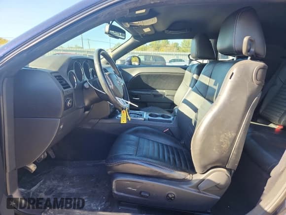 ✅ 2012 Dodge Challenger SXT Plus • VIN: 2C3CDYAG1CH148044 • Лот: 91060215. Опубликован ранее на Copart с пробегом 124 780 миль. Бесплатный доступ к архиву аукционных продаж из США и подробный отчёт об истории автомобиля на DreamBid. Изображение 7.