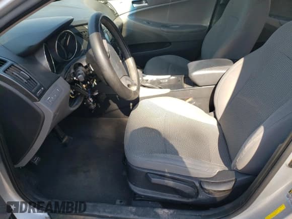 ✅ 2013 Hyundai Sonata GLS • VIN: 5NPEB4AC0DH507179 • Lot: 58903314. Wystawiony na Copart z przebiegiem 129 542 mil. Bezpłatny archiwum sprzedaży aukcyjnych z USA i szczegółowy raport historii pojazdu na DreamBid. Zdjęcie 7.