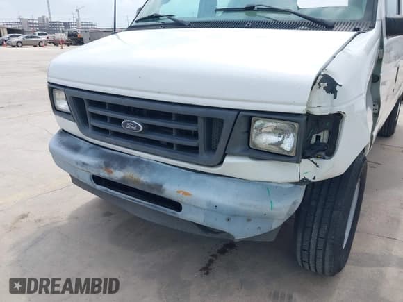 ✅ 2003 Ford Econoline Cargo • VIN: 1FTSE34L73HA39982 • Lot: 42081487. Listed on IAAI with 350,687 mi. Free auction sales archive from the USA and detailed vehicle history report at DreamBid. Image 17.