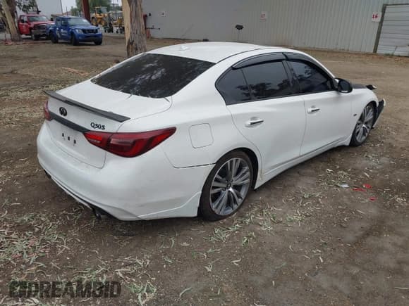 ✅ 2018 Infiniti Q50 Luxe • VIN: JN1EV7AP9JM362577 • Lot: 42780160. Listed on IAAI with 77,956 mi. Free auction sales archive from the USA and detailed vehicle history report at DreamBid. Image 4.