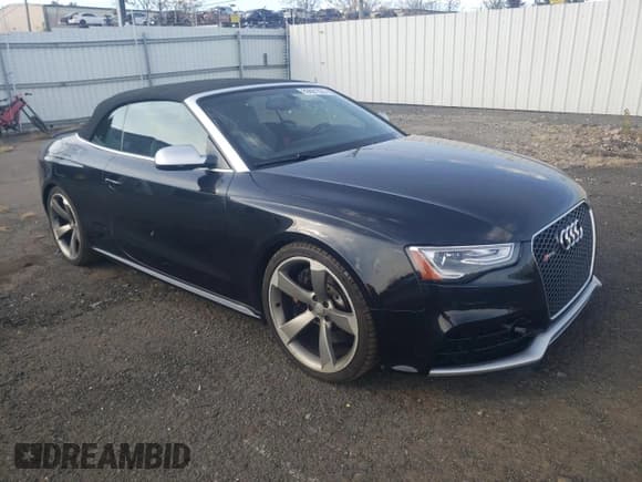 ✅ 2013 Audi RS 5 • VIN: WUAC6AFH6DN900122 • Lot: 89661335. Listed on Copart with 85,484 mi. Free auction sales archive from the USA and detailed vehicle history report at DreamBid. Image 4.