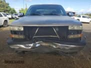 ✅ 1999 Chevrolet Silverado 1500 LS • VIN: 2GCEK19T7X1226165 • Lot: 82257595. Wystawiony na Copart z przebiegiem 275 009 mil. Bezpłatny archiwum sprzedaży aukcyjnych z USA i szczegółowy raport historii pojazdu na DreamBid. Zdjęcie 5.