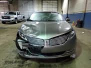 ✅ 2015 Lincoln MKZ • VIN: 3LN6L2J94FR612264 • Lot: 92349855. Wystawiony na Copart z przebiegiem 118 348 mil. Bezpłatny archiwum sprzedaży aukcyjnych z USA i szczegółowy raport historii pojazdu na DreamBid. Zdjęcie 5.