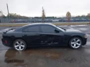 ✅ 2013 Dodge Charger SXT Plus • VIN: 2C3CDXHG2DH669792 • Lot: 43546602. Wystawiony na IAAI z przebiegiem 144 471 mil. Bezpłatny archiwum sprzedaży aukcyjnych z USA i szczegółowy raport historii pojazdu na DreamBid. Zdjęcie 13.