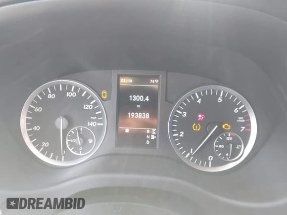 ✅ 2016 Mercedes-Benz Metris Passenger • VIN: WD4PG2EE0G3096785 • Lot: 43297926. Listed on IAAI with 193,838 mi. Free auction sales archive from the USA and detailed vehicle history report at DreamBid. Image 7.