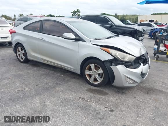 ✅ 2013 Hyundai Elantra GS • VIN: KMHDH6AE5DU018947 • Lot: 43647741. Listed on IAAI with 87,385 mi. Free auction sales archive from the USA and detailed vehicle history report at DreamBid. Image 1.