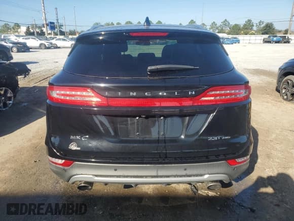 ✅ 2017 Lincoln MKC Reserve • VIN: 5LMTJ3DH1HUL62315 • Lot: 87068055. Wystawiony na Copart z przebiegiem 65 737 mil. Bezpłatny archiwum sprzedaży aukcyjnych z USA i szczegółowy raport historii pojazdu na DreamBid. Zdjęcie 6.