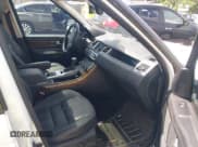 ✅ 2012 Land Rover Range Rover Sport SC • VIN: SALSH2E44CA751313 • Lot: 42642136. Wystawiony na IAAI z przebiegiem 123 835 mil. Bezpłatny archiwum sprzedaży aukcyjnych z USA i szczegółowy raport historii pojazdu na DreamBid. Zdjęcie 5.