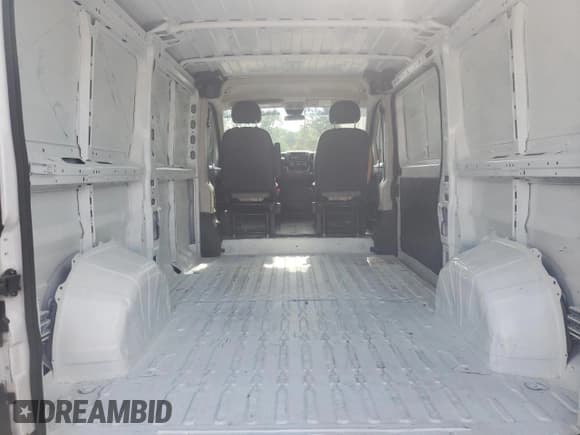 ✅ 2016 Ram ProMaster Cargo • VIN: 3C6TRVAG9GE123929 • Lot: 60659715. Wystawiony na Copart z przebiegiem 73 686 mil. Bezpłatny archiwum sprzedaży aukcyjnych z USA i szczegółowy raport historii pojazdu na DreamBid. Zdjęcie 10.