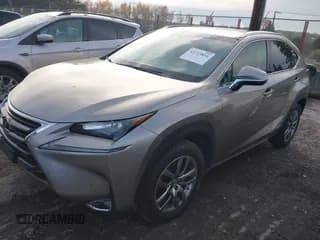 ✅ 2015 Lexus NX 300h • VIN: JTJBJRBZXF2010955 • Lot: 43719851. Wystawiony na IAAI z przebiegiem 112 282 mil. Bezpłatny archiwum sprzedaży aukcyjnych z USA i szczegółowy raport historii pojazdu na DreamBid. Zdjęcie 2.