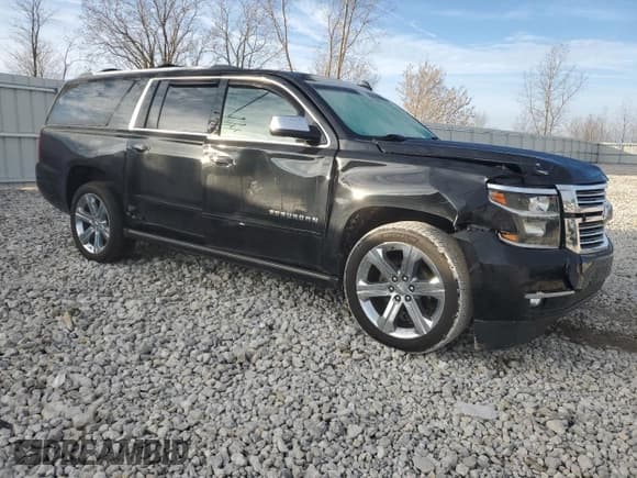 ✅ 2017 Chevrolet Suburban Premier • VIN: 1GNSKJKC9HR120667 • Lot: 41783804. Wystawiony na Copart z przebiegiem 159 103 mil. Bezpłatny archiwum sprzedaży aukcyjnych z USA i szczegółowy raport historii pojazdu na DreamBid. Zdjęcie 4.