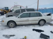 ✅ 1991 Lincoln Continental • VIN: 1LNCM9745MY632946 • Лот: 41561785. Опубликован ранее на IAAI с пробегом 124 186 миль. Бесплатный доступ к архиву аукционных продаж из США и подробный отчёт об истории автомобиля на DreamBid. Изображение 15.