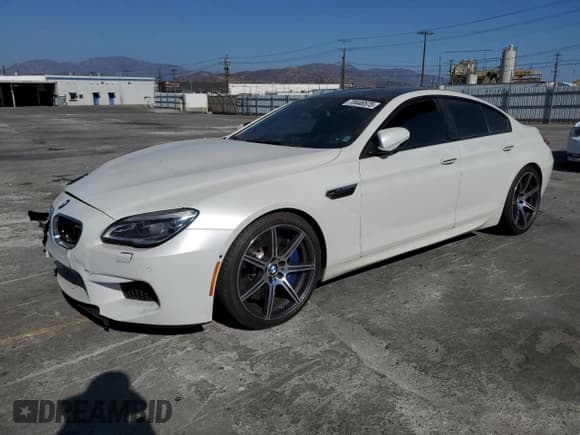 ✅ 2017 BMW M6 • VIN: WBS6E9C50HG437421 • Lot: 70446575. Listed on Copart with 28,862 mi. Free auction sales archive from the USA and detailed vehicle history report at DreamBid. Image 1.