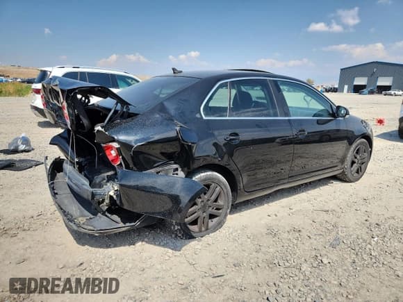 ✅ 2007 Volkswagen Jetta 2.5 • VIN: 3VWSG71K17M025474 • Лот: 71052995. Опубликован ранее на Copart с пробегом 253 549 миль. Бесплатный доступ к архиву аукционных продаж из США и подробный отчёт об истории автомобиля на DreamBid. Изображение 3.